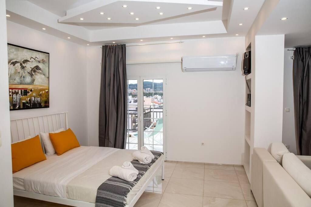 Seafront Central Apt In Lavrio Lávrion Exterior foto