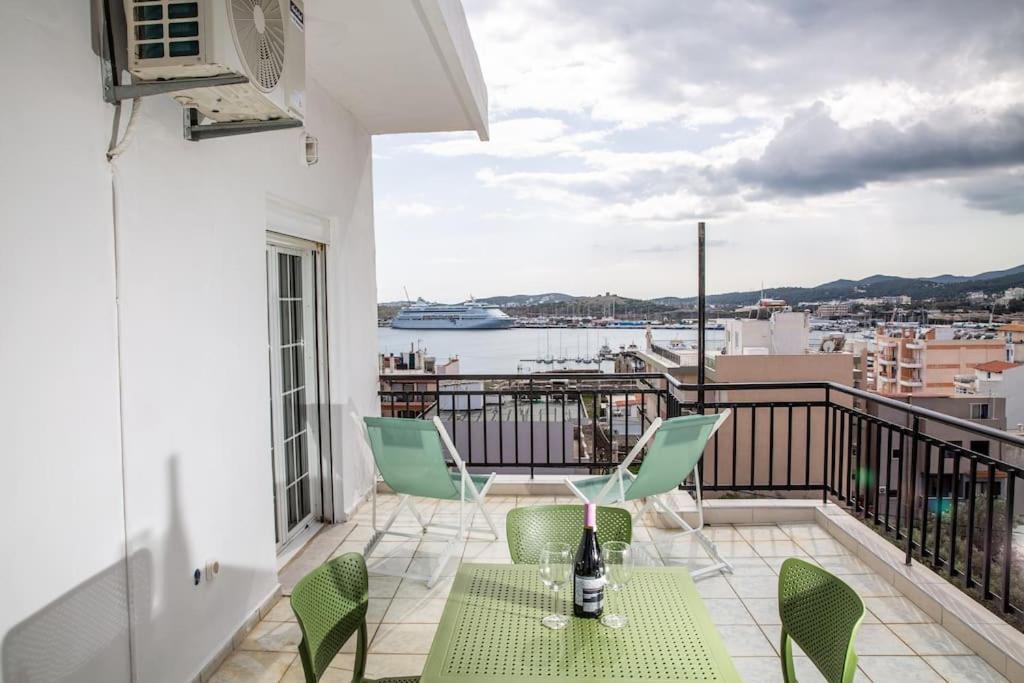 Seafront Central Apt In Lavrio Lávrion Exterior foto
