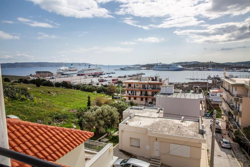 Seafront Central Apt In Lavrio Lávrion Exterior foto