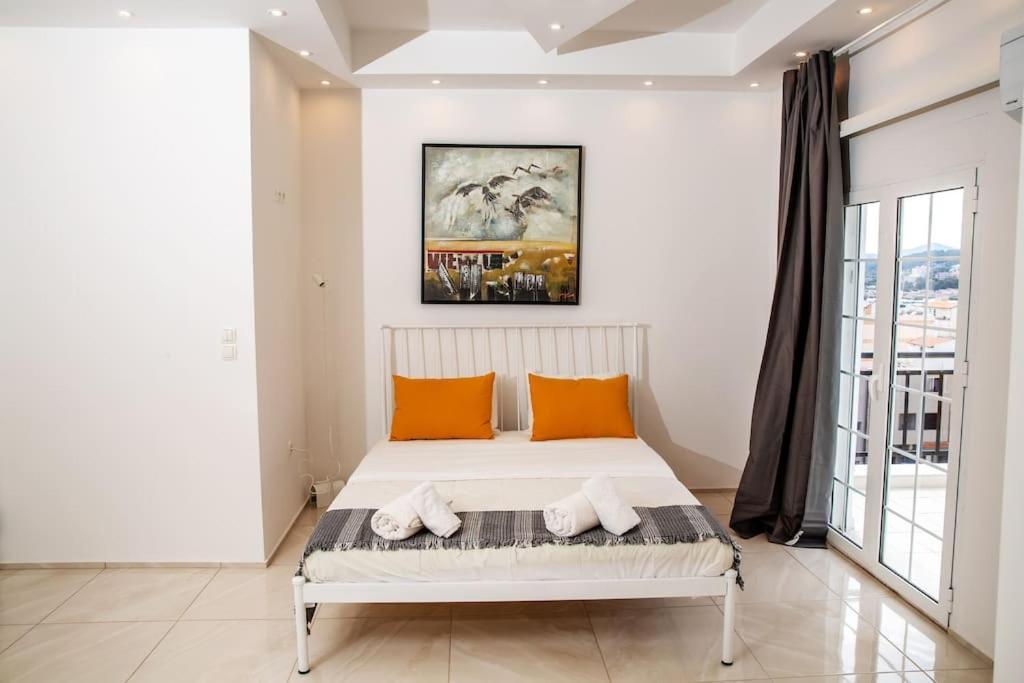 Seafront Central Apt In Lavrio Lávrion Exterior foto
